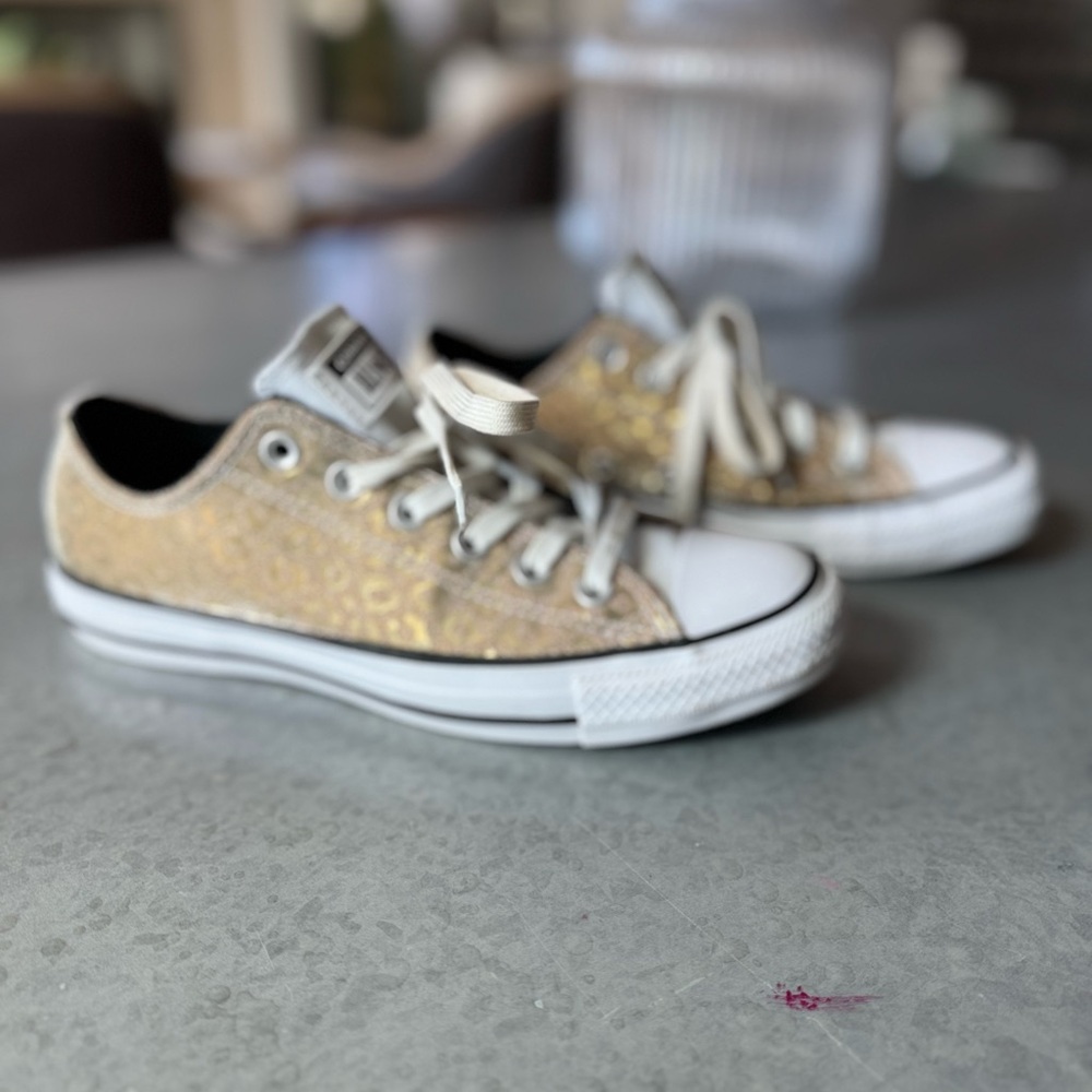 Converse Women’s Size 8 Gold Sneakers